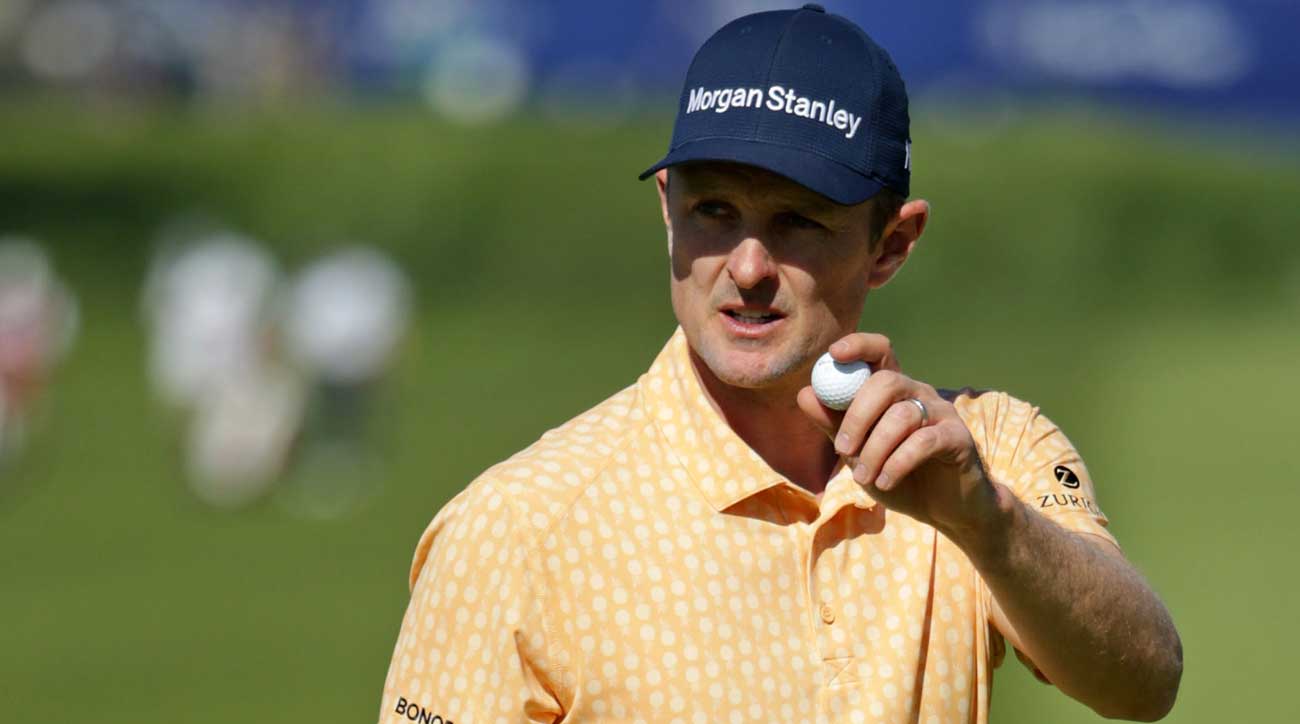 Justin Rose waves to the crowd during Sunday's final round.