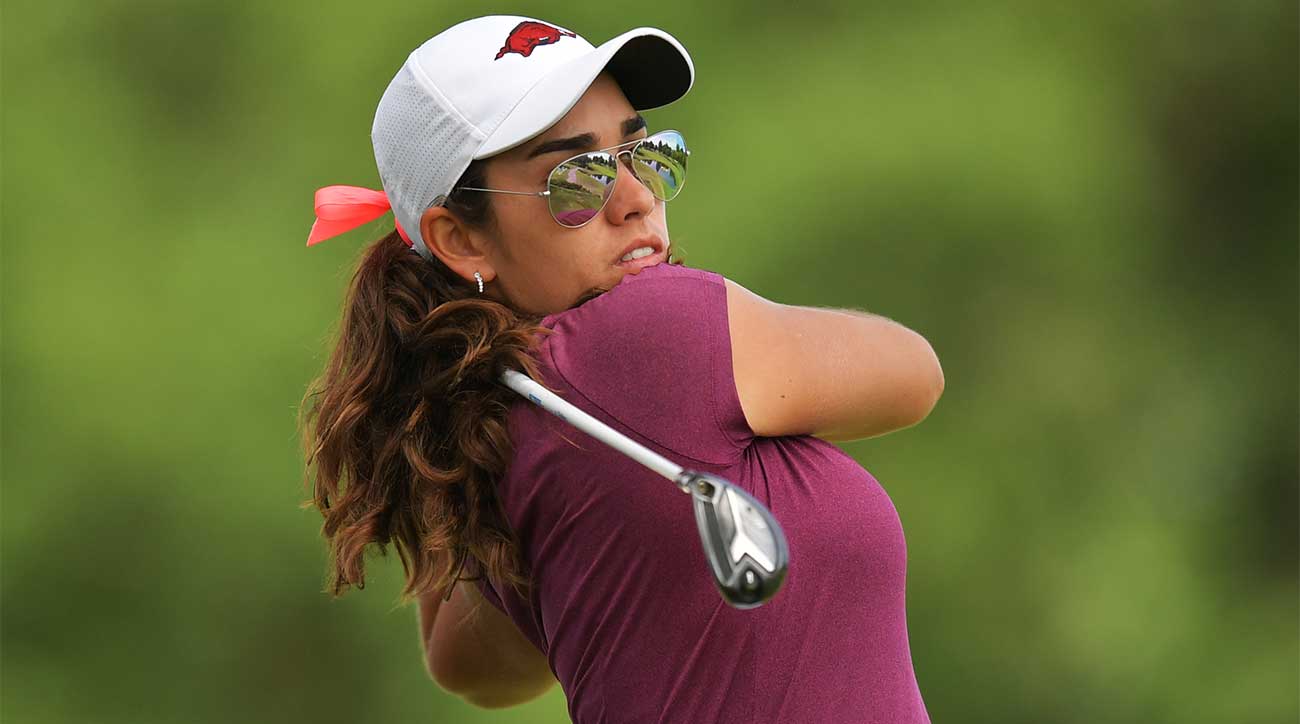 Maria Fassi watches a tee shot.
