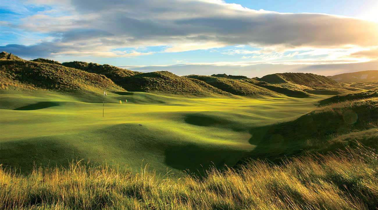 The 590-yard, par-5 seventh is new to Portrush&rsquo;s reconfigured Dunluce course. The hole was nicked from the nearby Valley Links, Dunluce&rsquo;s sister track.
