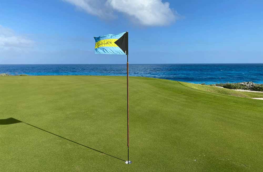 The Abaco Club replaced its golf flags with Bahamas flags that don #abacostrong to display the unity in Great Abaco. 