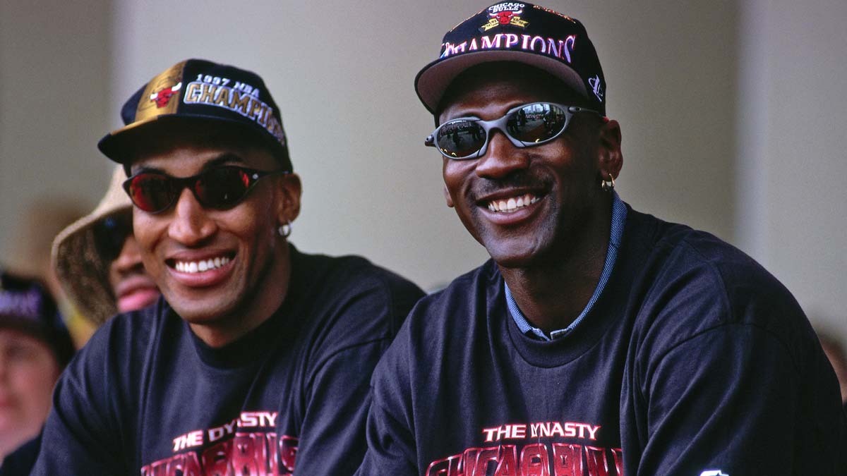 scottie pippen and michael jordan