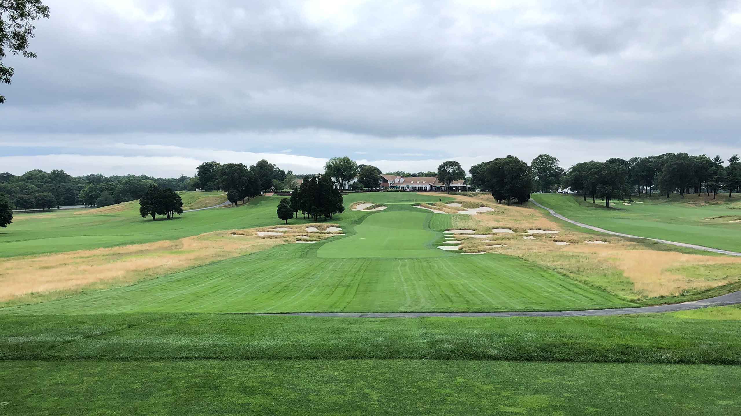 bethpage black 18th tee