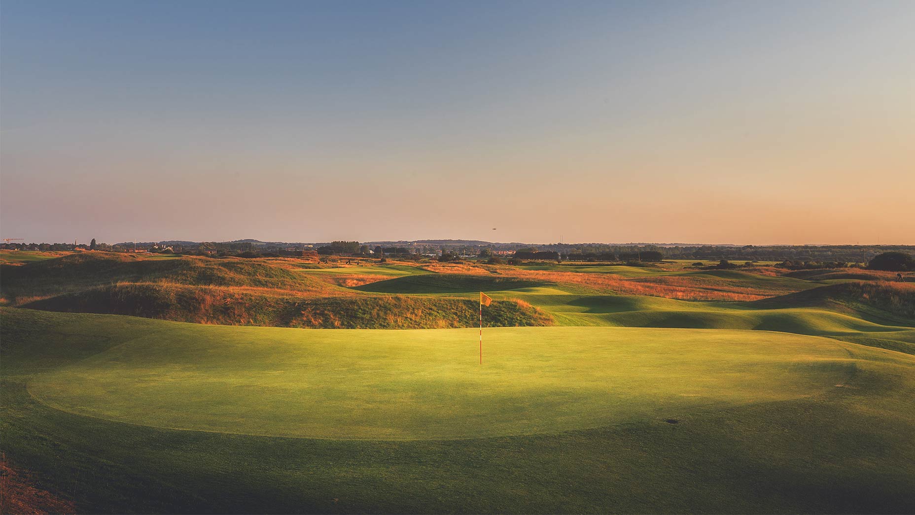 Royal Cinque Ports in Deal 6th hole