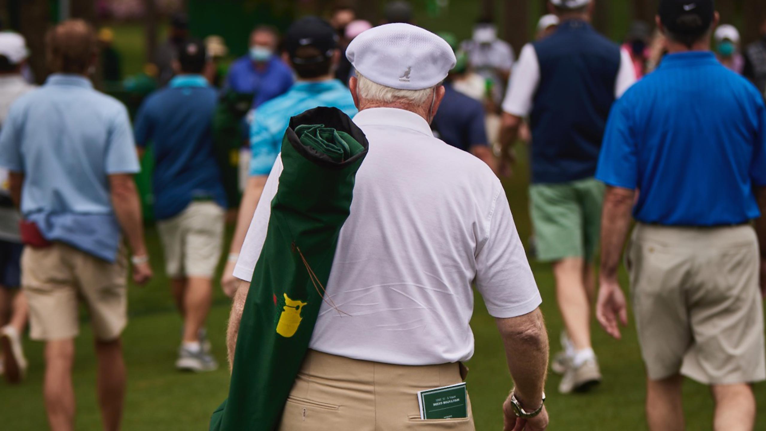 masters patrons walk