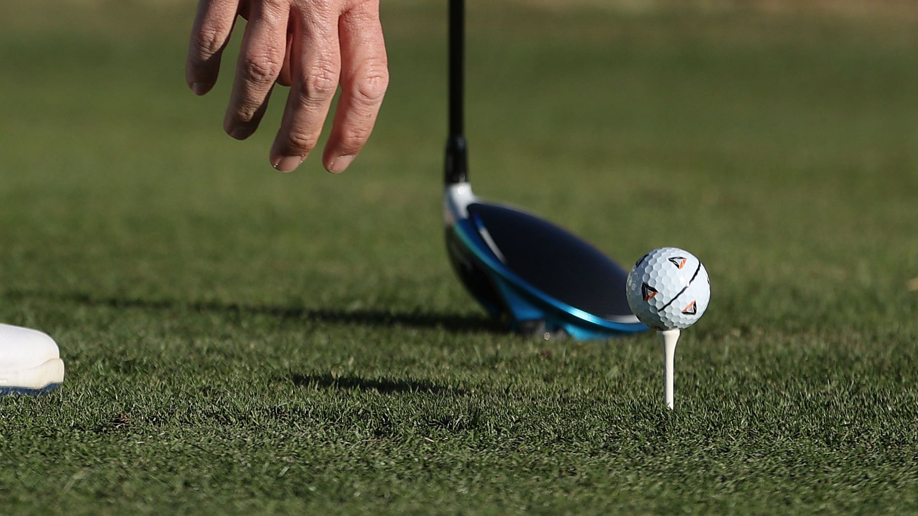 Tommy Fleetwood uses TaylorMade TP5 Pix golf ball