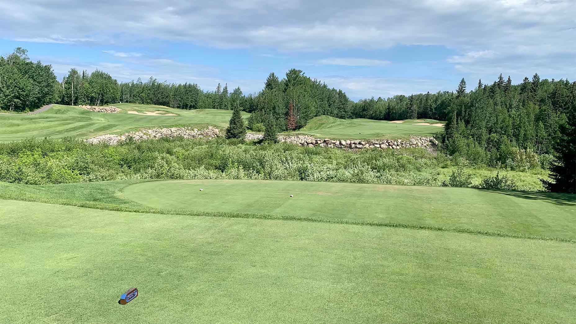 the 1st and 10th tee shots at the legend.
