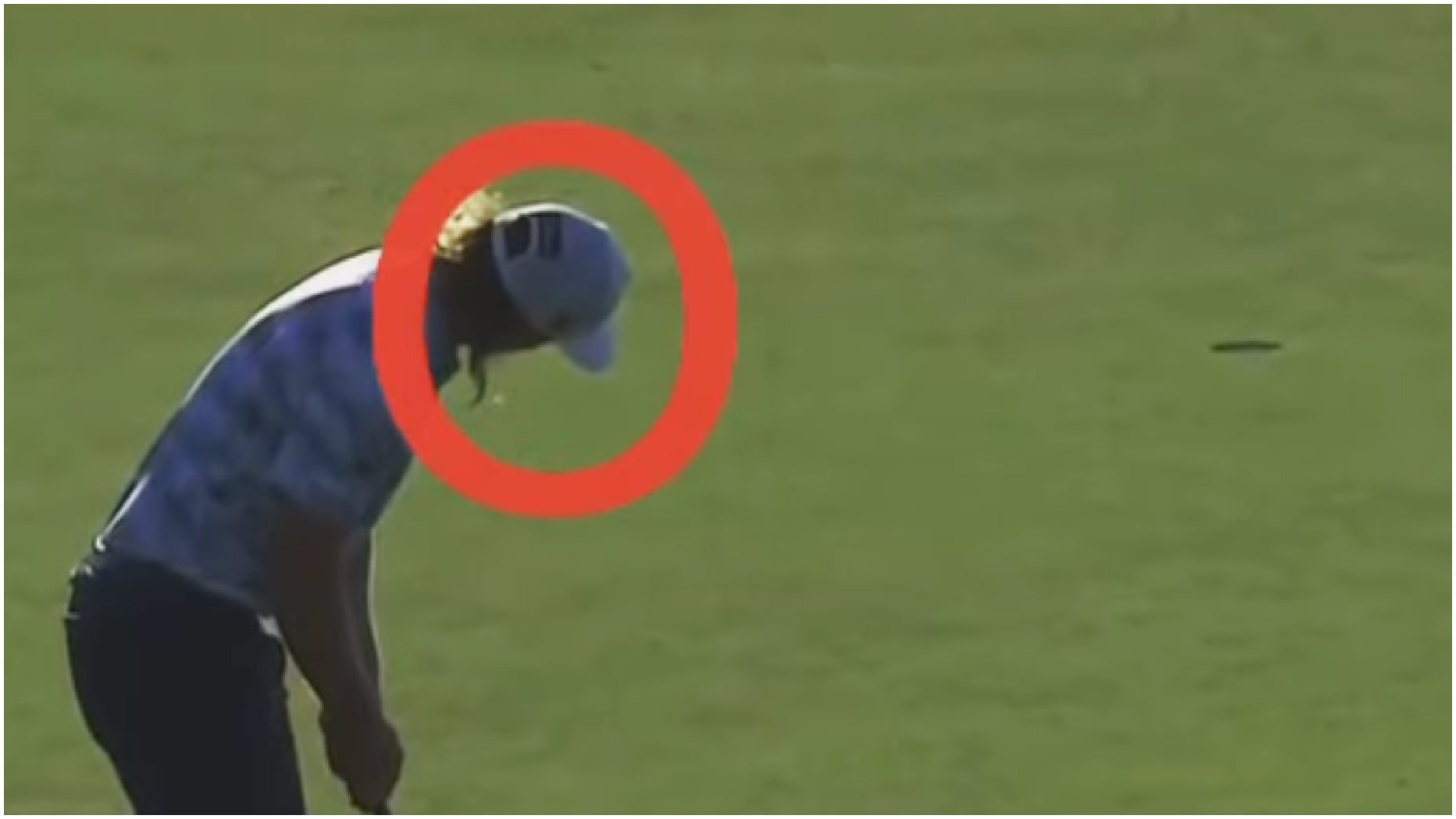 Cameron Smith stares at golf hole before putting