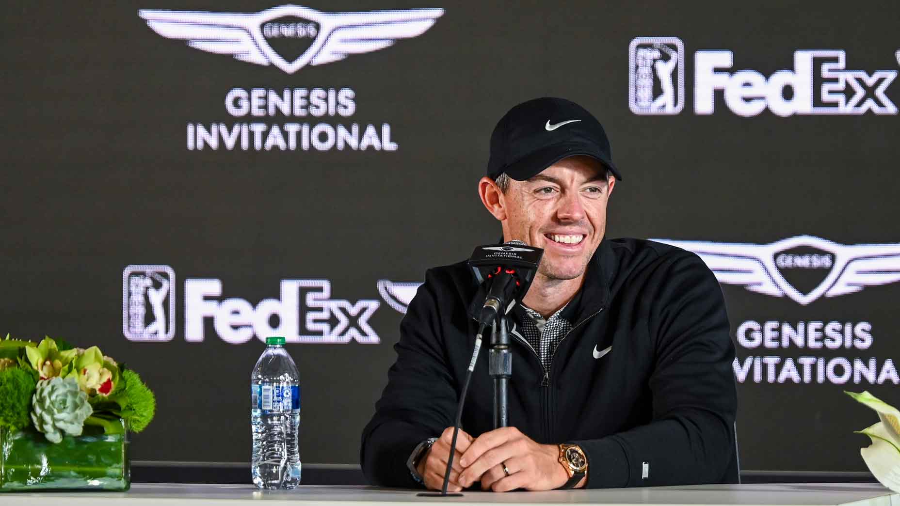 rory mcilroy smiles