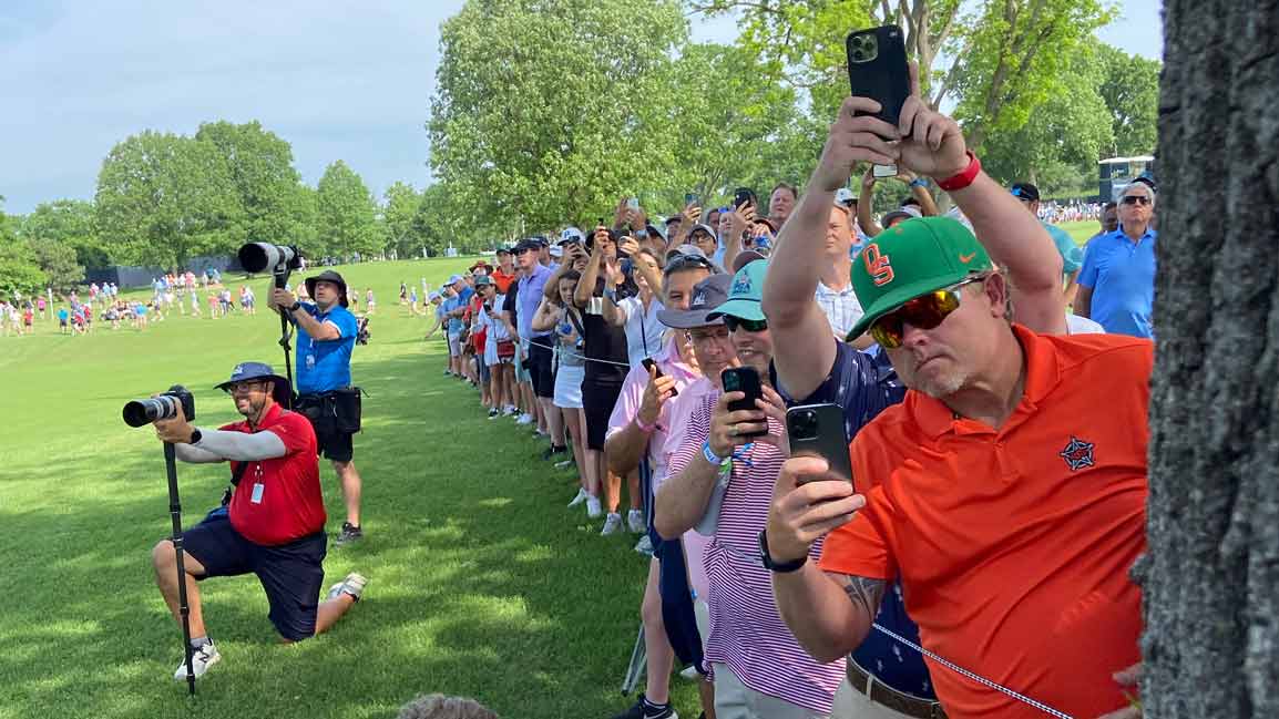 fans with phones out