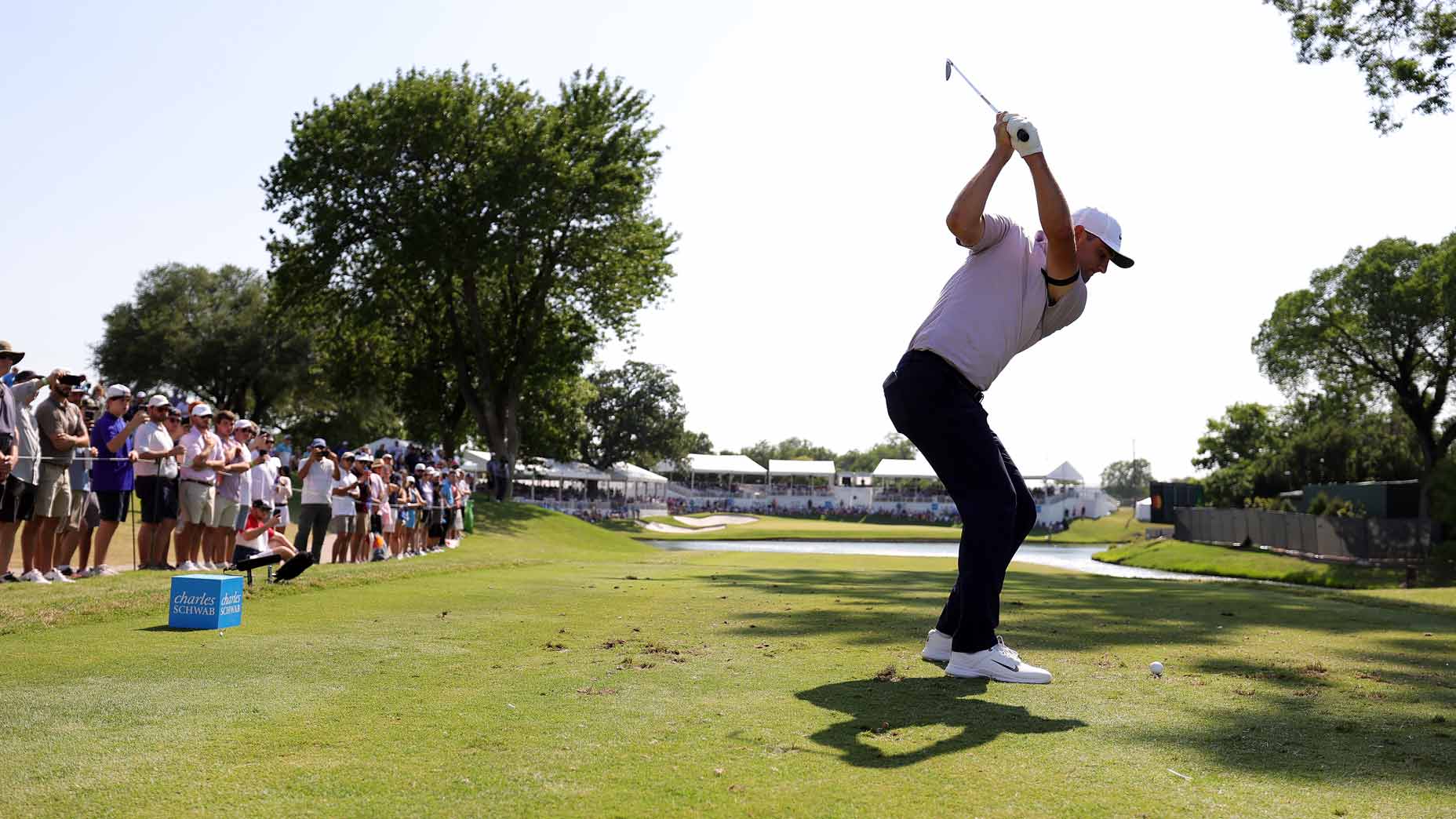 scottie scheffler swings