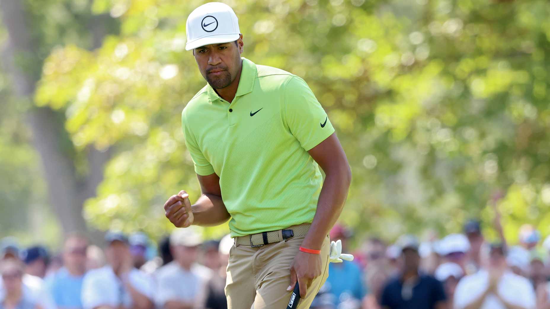tony finau fist pump