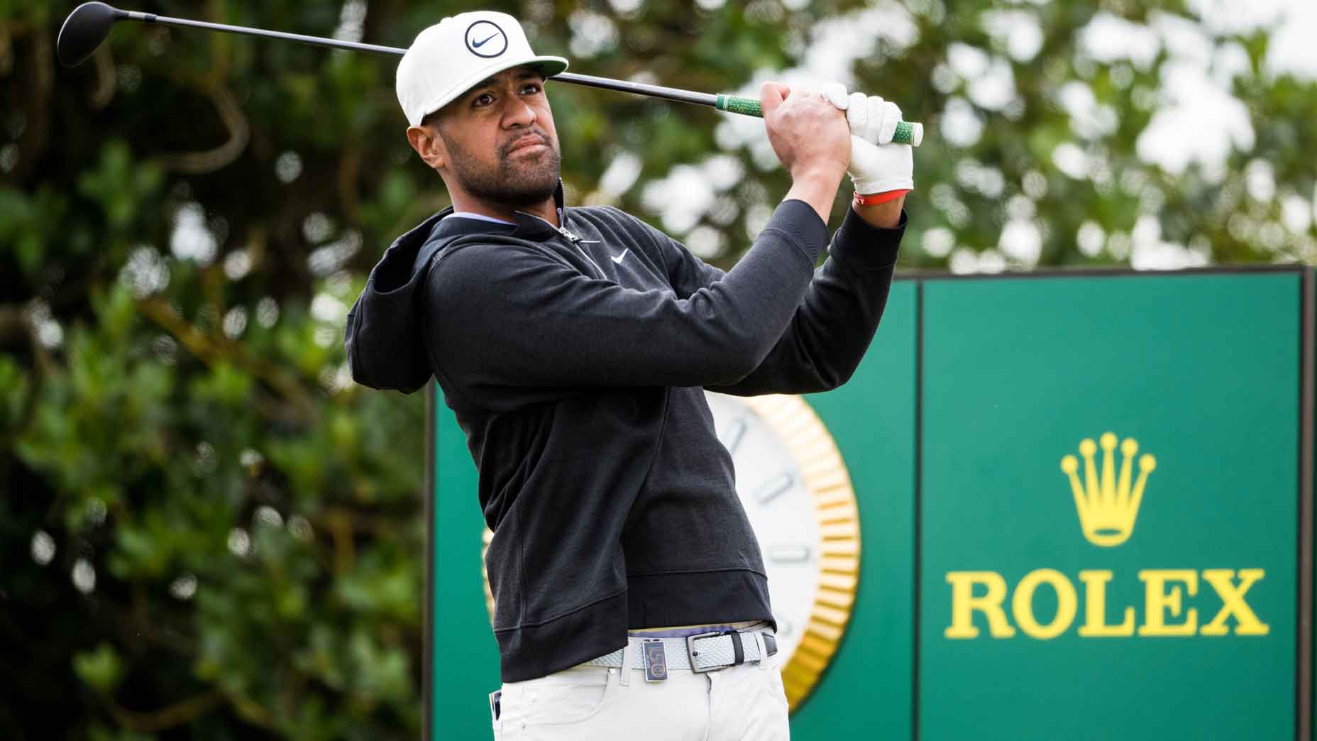 tony finau swings