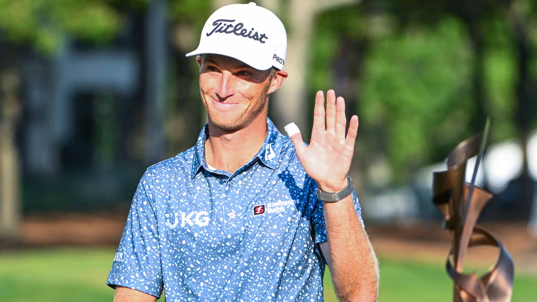 Will Zalatoris waves to crowd after 2022 FedEx St. Jude Championship