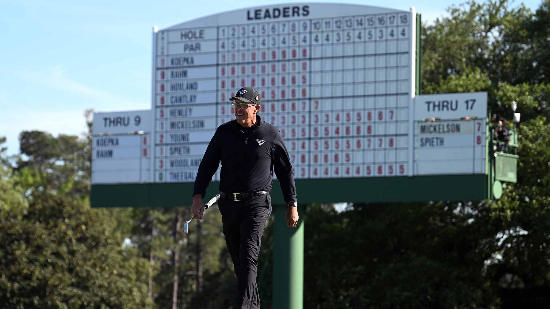 phil mickelson walks leaderboard masters