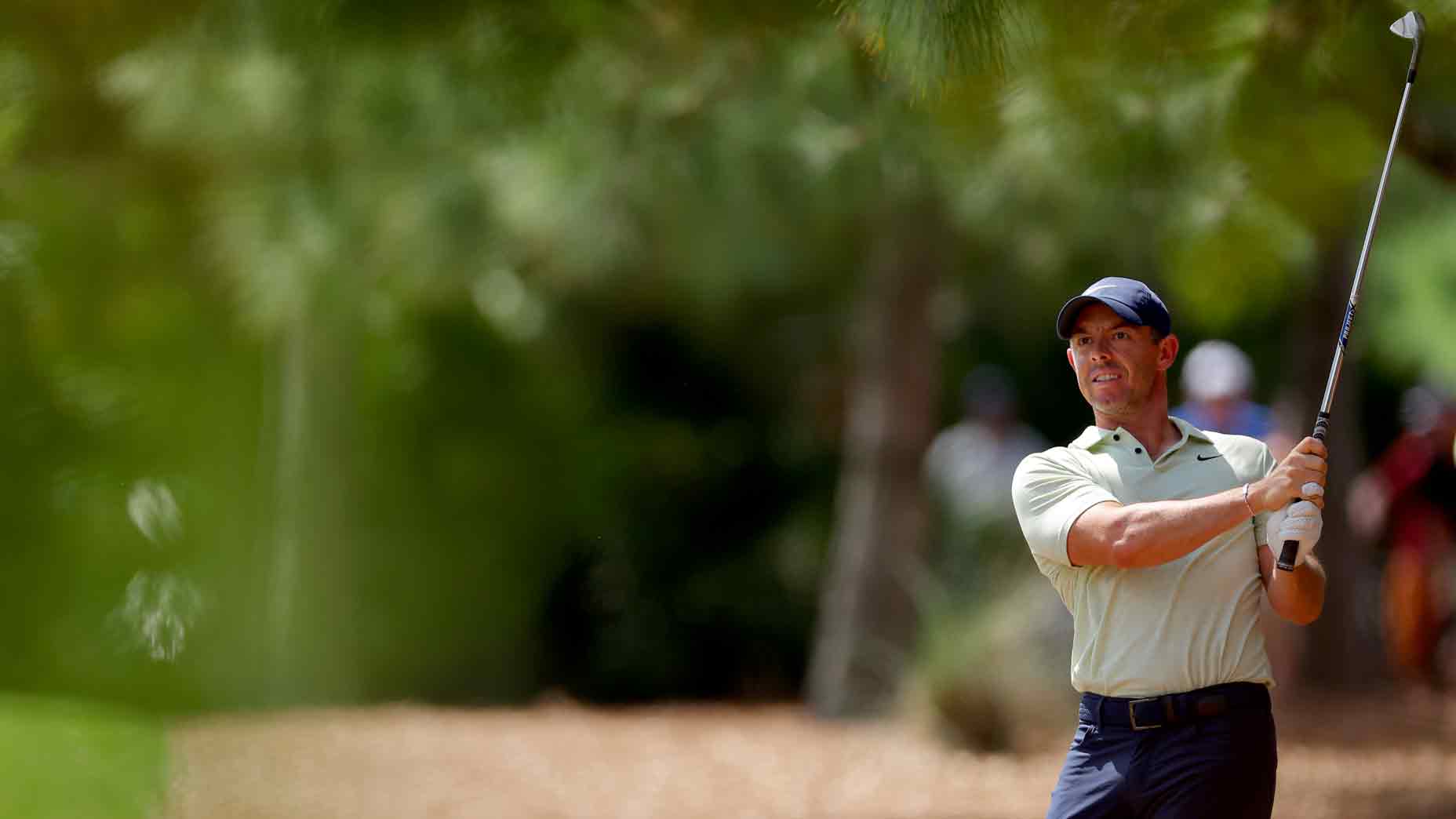 4-time major champ Rory McIlroy shares the most common mistake he sees amateur golfers make, and reveals how to correct the issue