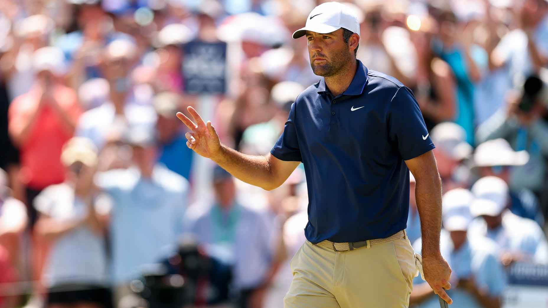 scottie scheffler waves to the crowd during the final round of the 2025 pga championship