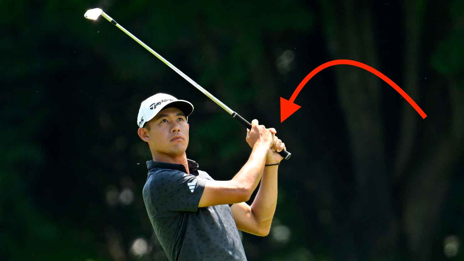 Collin Morikawa playing without a glove in first round of Travelers
