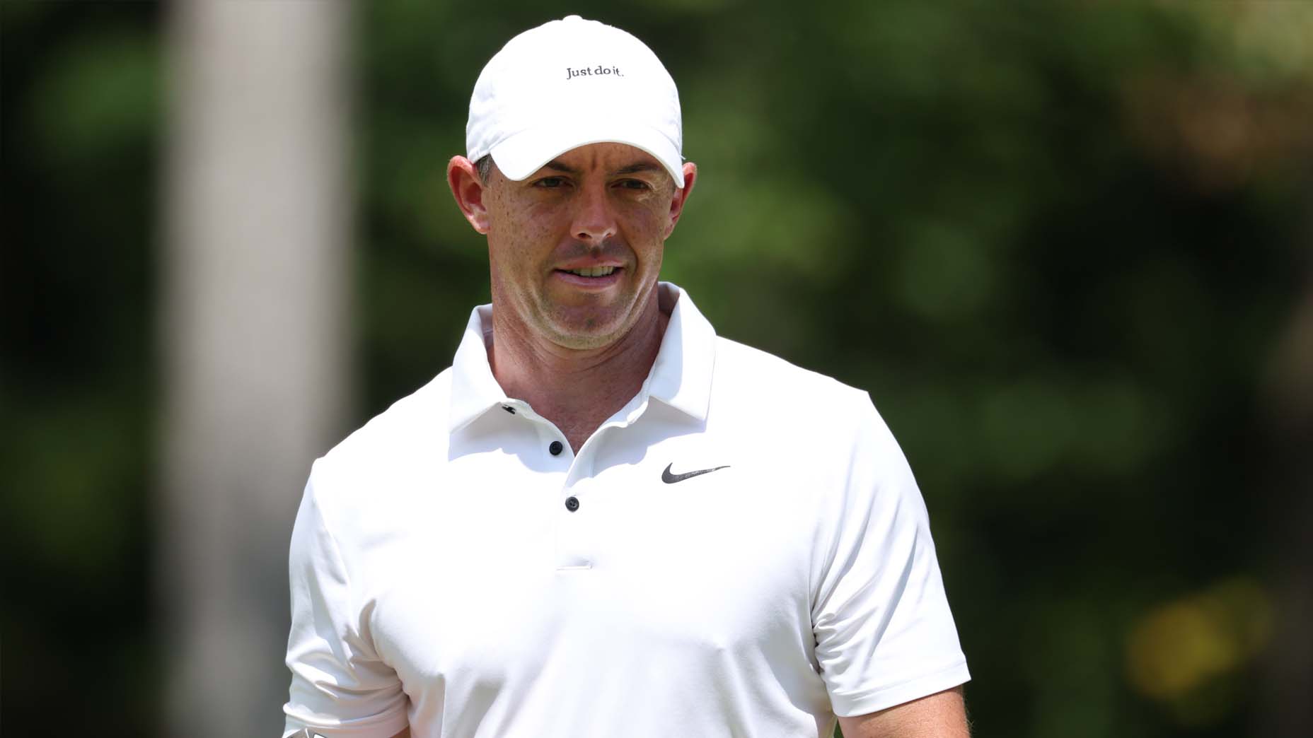 Rory McIlroy reacts to a missed putt at the 2025 BMW Championship