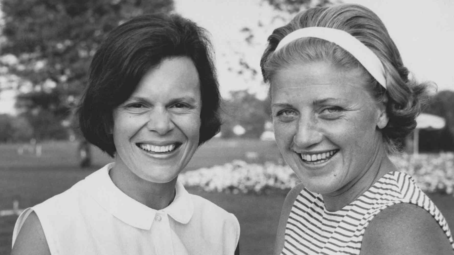 Anne Sander and JoAnne Carner — longtime friendly rivals — at the 1968 U.S. Women's Am, which Carner won.