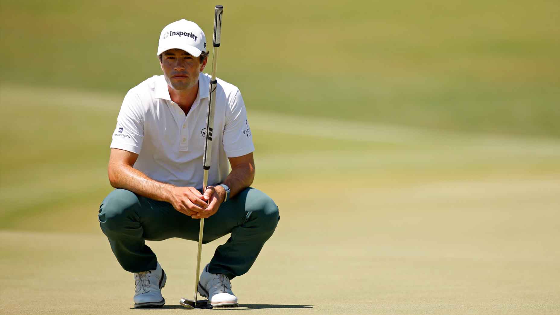 Cole Hammer lines up a putt at the LECOM Suncoast Classic